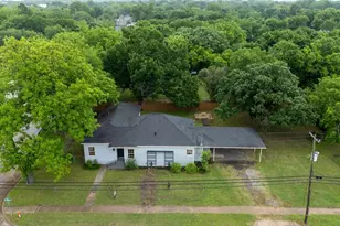 1001 W Lampasas St, Ennis, TX 75119 - Photo 38