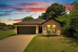 9228 Beckley View Ave, Dallas, TX 75232 - Photo 2