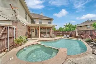 1210 Rooney Ln, Carrollton, TX 75007 - Photo 2