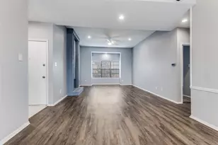 10430 High Hollows Dr, Dallas, TX 75230 - Photo 24