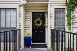 2428 Forest Brook Ln, Arlington, TX 76006 - Photo 4