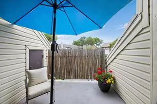 2428 Forest Brook Ln, Arlington, TX 76006 - Photo 16