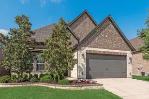 1704 Halifax St, Roanoke, TX 76262 - Photo 2