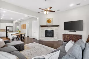 13797 French Creek Ln, Frisco, TX 75035 - Photo 16