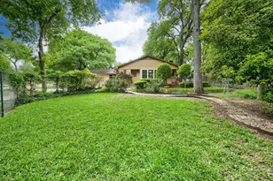 8226 Hunnicut Rd, Dallas, TX 75228 - Photo 22