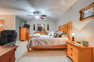 8226 Hunnicut Rd, Dallas, TX 75228 - Photo 14