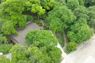 8226 Hunnicut Rd, Dallas, TX 75228 - Photo 30
