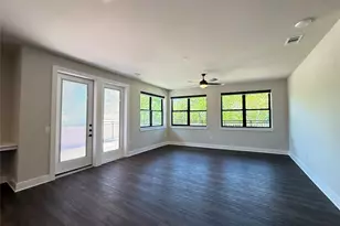 3255 Carlisle St, Dallas, TX 75204 - Photo 2