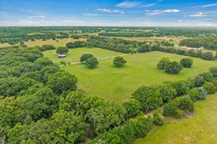 1879 Co Rd 3302, Greenville, TX 75402 - Photo 24