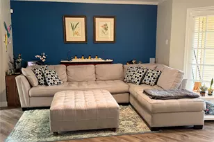 16301 Ledgemont Ln, Addison, TX 75001 - Photo 2