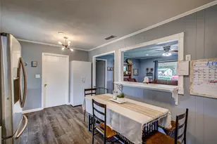 210 E Cook St, Josephine, TX 75189 - Photo 10