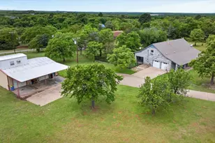 4609 Slayton Rd, Cleburne, TX 76031 - Photo 4