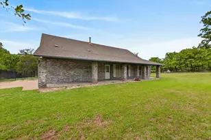 4609 Slayton Rd, Cleburne, TX 76031 - Photo 4