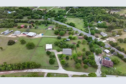 4609 Slayton Road, Cleburne, TX 76031 - Photo 6