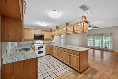 4609 Slayton Road, Cleburne, TX 76031 - Photo 12