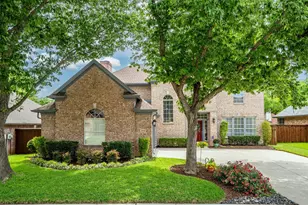 2233 Beechwood Ln, Flower Mound, TX 75028 - Photo 2