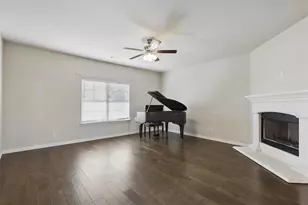 240 Springwood Ranch Loop, Springtown, TX 76082 - Photo 4