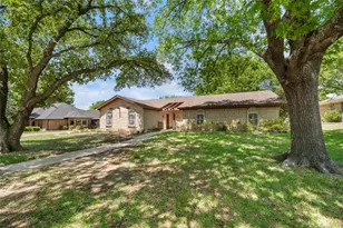 104 W Oak Valley Dr, Colleyville, TX 76034 - Photo 1