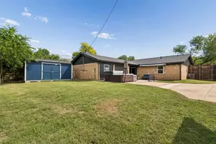 2217 Shady Brook Dr, Bedford, TX 76021 - Photo 32