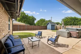 2217 Shady Brook Dr, Bedford, TX 76021 - Photo 30