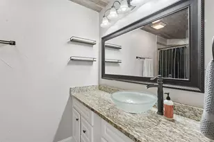 2217 Shady Brook Dr, Bedford, TX 76021 - Photo 18