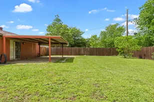 15138 Marsha Dr, Balch Springs, TX 75180 - Photo 20