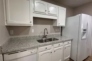 817 Camino Ct, Grand Prairie, TX 75052 - Photo 18