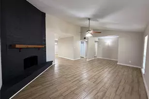 817 Camino Ct, Grand Prairie, TX 75052 - Photo 10