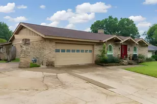 6316 Tosca Dr, Haltom City, TX 76180 - Photo 2