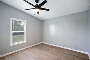 11573 Thistle Ln, Justin, TX 76247 - Photo 12