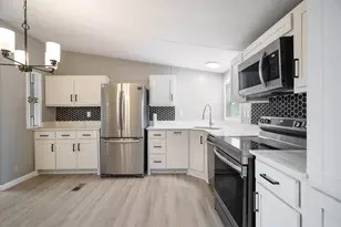 11573 Thistle Ln, Justin, TX 76247 - Photo 2