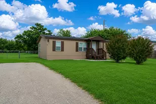 11573 Thistle Ln, Justin, TX 76247 - Photo 20