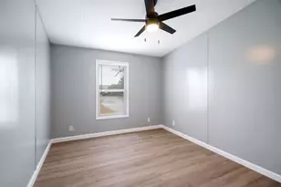 11573 Thistle Ln, Justin, TX 76247 - Photo 20