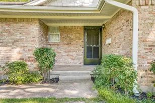 2314 Springhill Dr, Dallas, TX 75228 - Photo 2