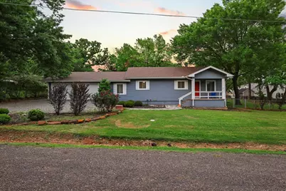 109 Arkansas Street, Pottsboro, TX 75076 - Photo 2