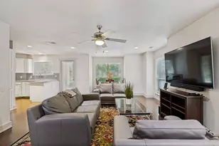 17515 River Hill Dr, Dallas, TX 75287 - Photo 28