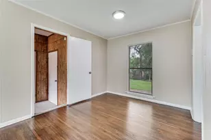 1110 Lucille St, Irving, TX 75060 - Photo 8