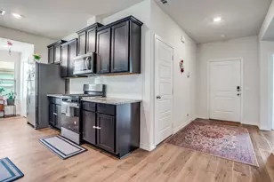 3901 Kenworth Ln, McKinney, TX 75071 - Photo 4
