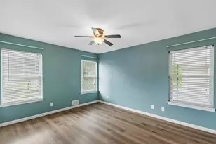 717 NW 6th St, Grand Prairie, TX 75050 - Photo 12