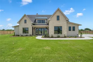 358 Lacek Ml Rd, China Spring, TX 76633 - Photo 2