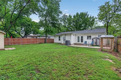 1805 Jackson Drive, Arlington, TX 76013 - Photo 18