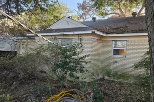 816 Kirkwood Dr, Dallas, TX 75218 - Photo 2