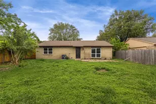 5618 Briarcrest Dr, Garland, TX 75043 - Photo 18