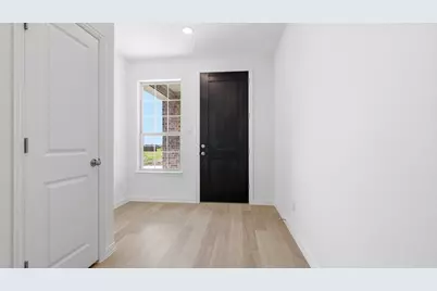 818 Antioch Drive, Princeton, TX 75071 - Photo 8