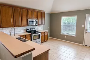 1241 Artesia Dr, Fort Worth, TX 76052 - Photo 6