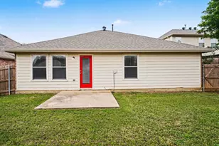 633 Horn St, Crowley, TX 76036 - Photo 26