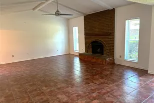 3817 Commonwealth Dr, Garland, TX 75043 - Photo 2