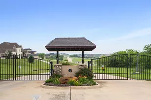 1207 Tulip Ct, Grand Prairie, TX 75104 - Photo 1