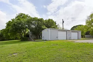 2121 E Pecan Ln, Plano, TX 75074 - Photo 34