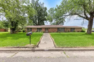 300 Merrell, Sulphur Springs, TX 75482 - Photo 1